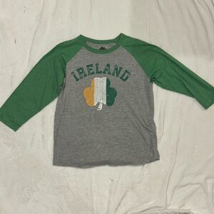 Hybrid & Company Green and Gray Kids Long Sleeve Tee